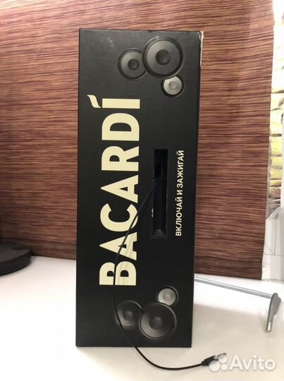 Колонка bacardi подарок внутри бутыль