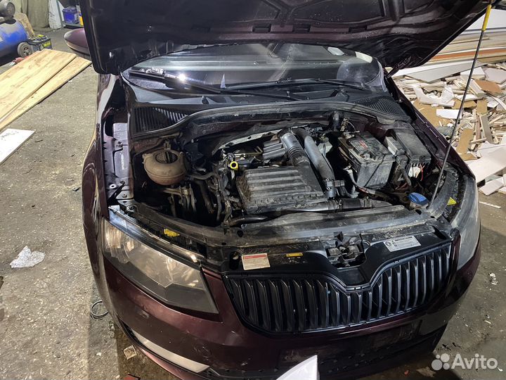 Автомобиль на запчасти skoda oktavia A7 1.4 DSG