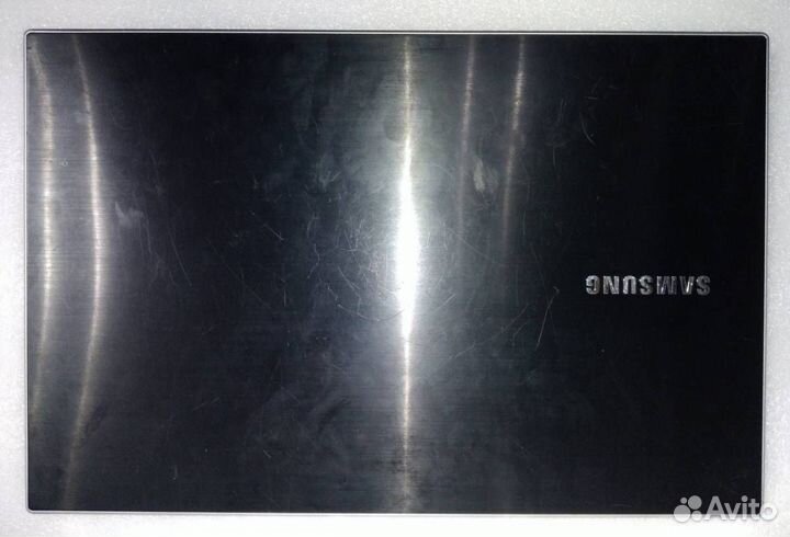 Крышка матрицы samsung NP300V5A-S0DRU