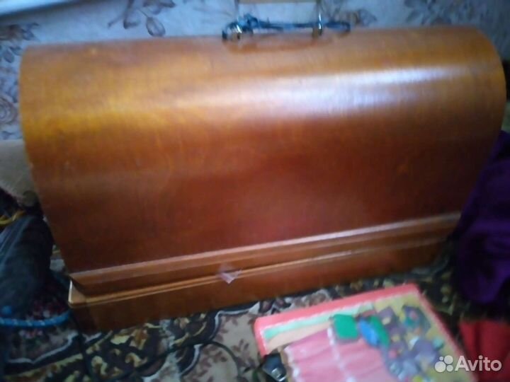 Швейная машина