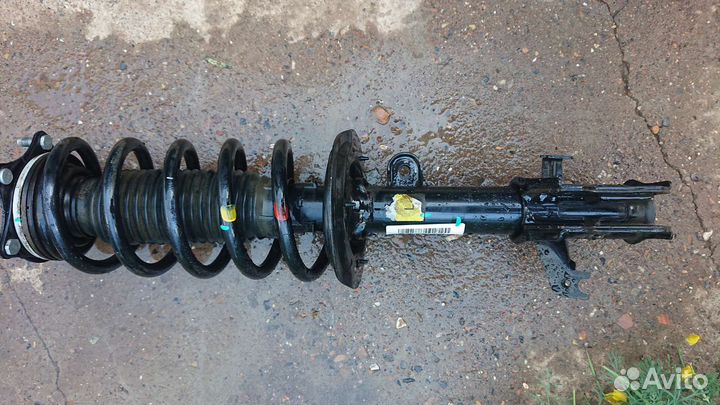 Стойка передняя левая haval f7x