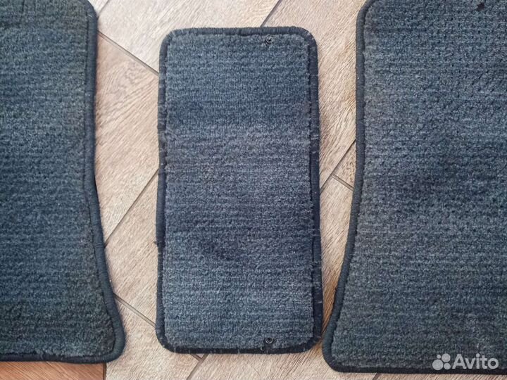 Автомобильные коврики ворсовые