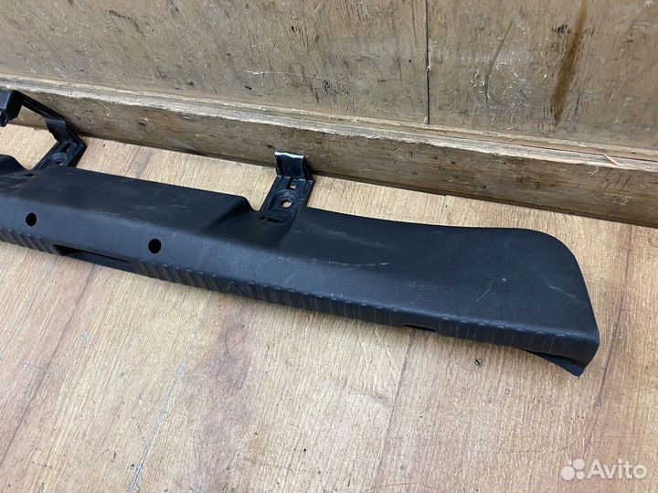 Обшивка багажника Skoda Rapid 2013-2020