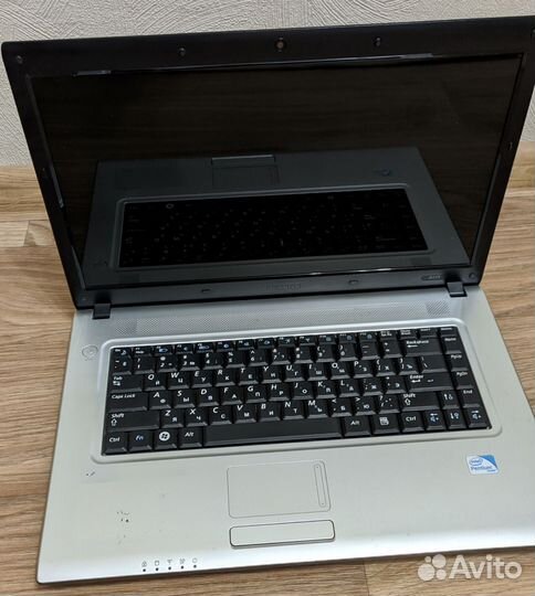 Ноутбук Samsung на запчасти