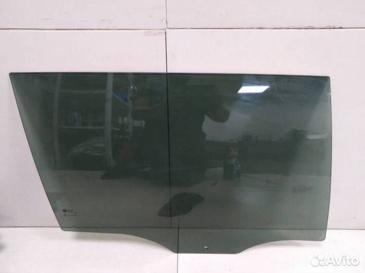 Стекло двери задней правой Opel Vectra C 2002-2008