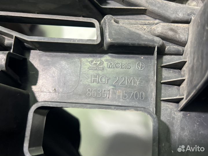 Решетка радиатора хюндай солярис 2022 глянец