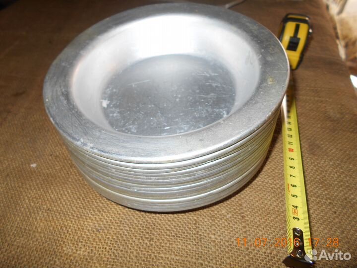 Алюминиевая тарелка