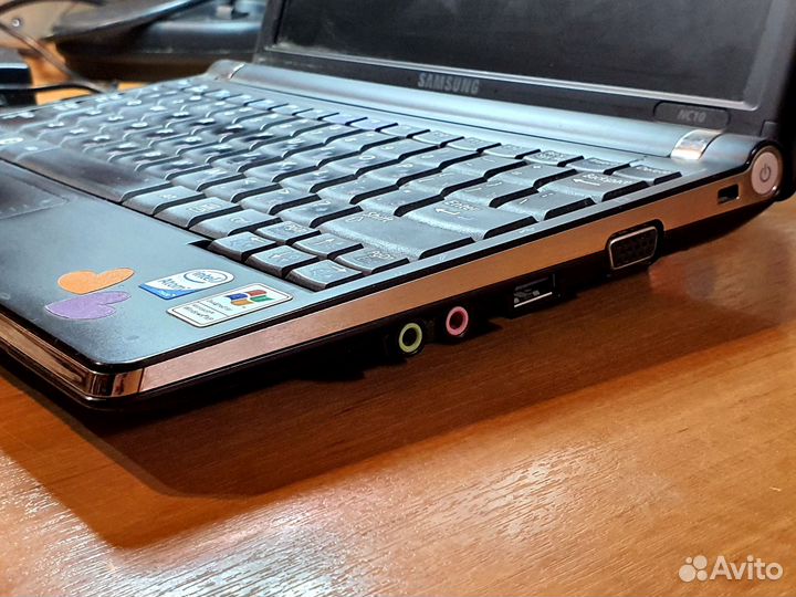 Нетбук Samsung NP-NC10