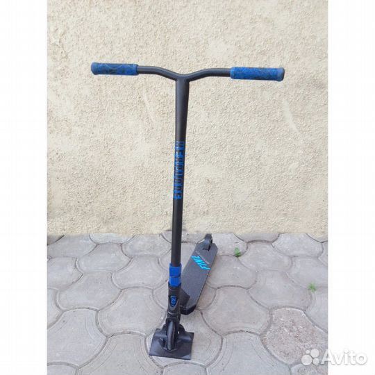 Трюковой самокат