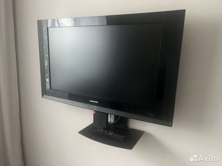 Телевизор samsung