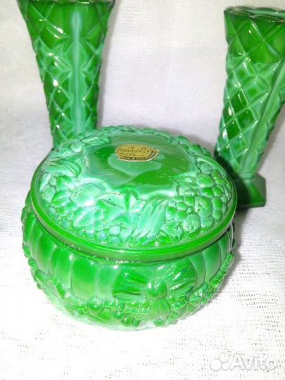 Малахитовое стекло