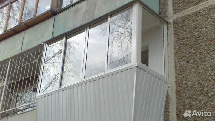 Балкон с внутренней отделкой