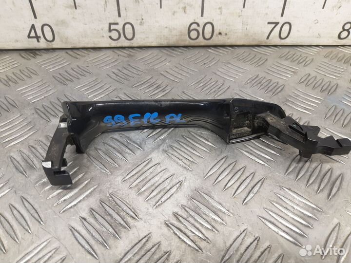 Б/У Ручка двери наружная левая передзад#007