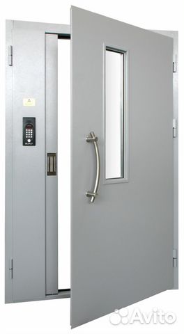 Дверь металлическая на подъезд с домофоном