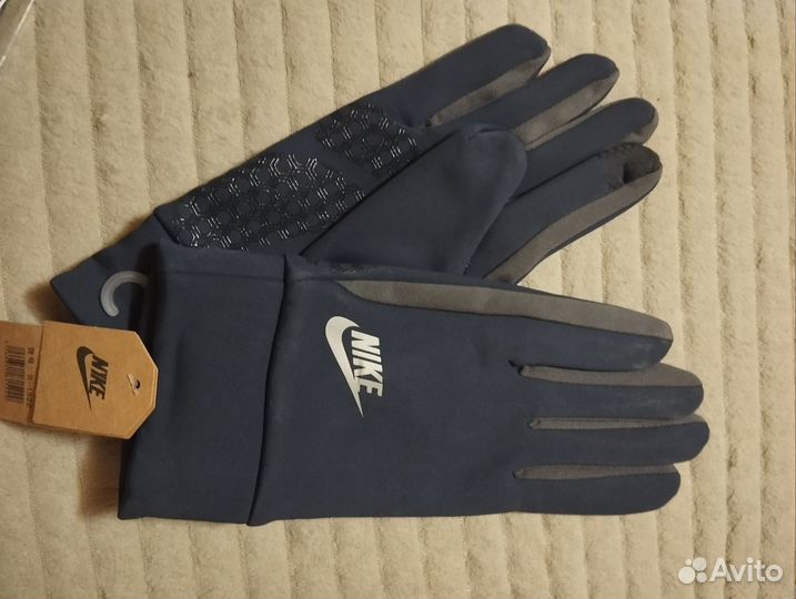 Перчатки на флисе Nike