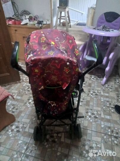 Прогулочная коляска трость