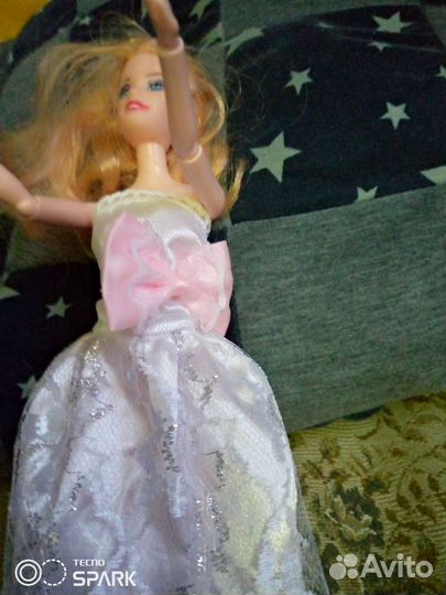 Барби в свадебном платье