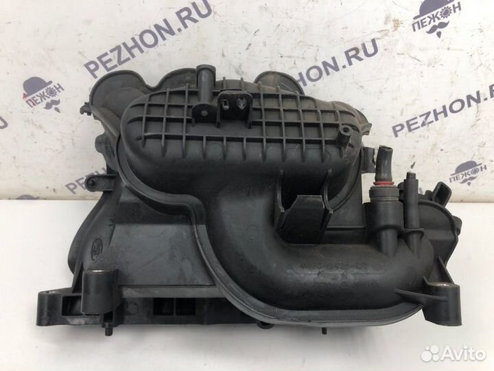 Коллектор впускной Ford Focus 1.6 2005-2011