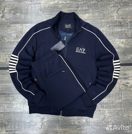 Спортивный костюм Emporio Armani