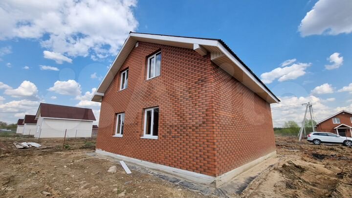 Дом 144,4 м² на участке 6,5 сот.