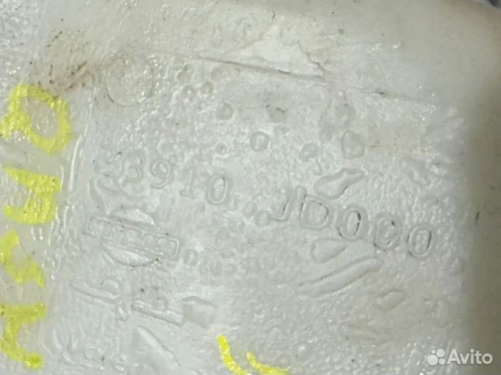 Бачок омывателя Nissan Qashqai 1.5 2008