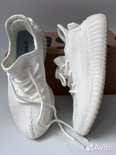 Кроссовки Adidas Yeezy Boost 350 v2 White