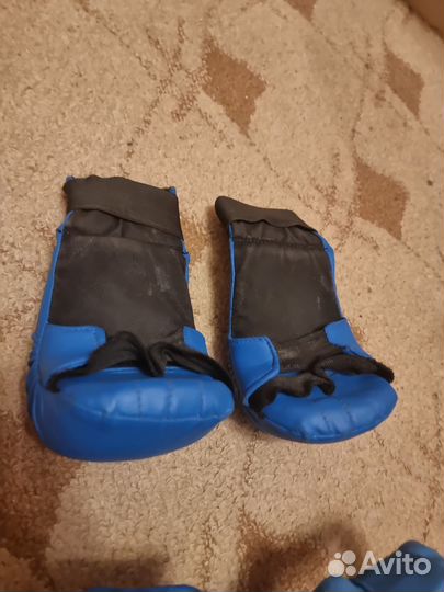 Защита голени и перчатки Bestsport бу