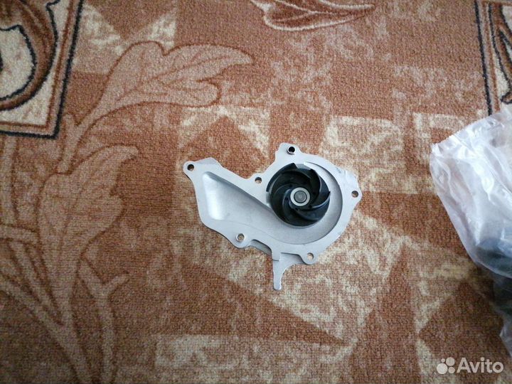 Помпа и ролик ford fusion, fiesta, focus, mazda 2