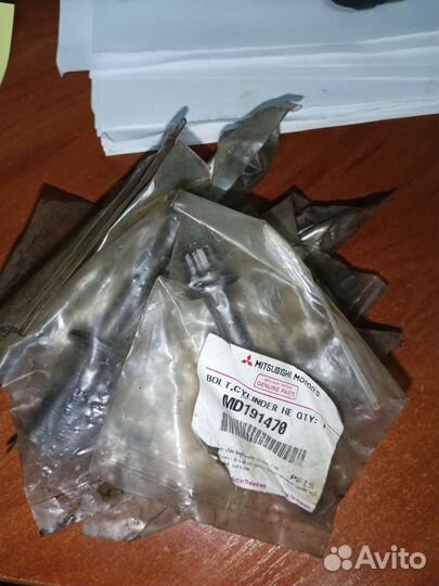 Болт гбц Mitsubishi