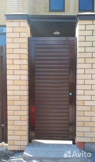 Уличная калитка 1100х2100 с ламелями Z-81