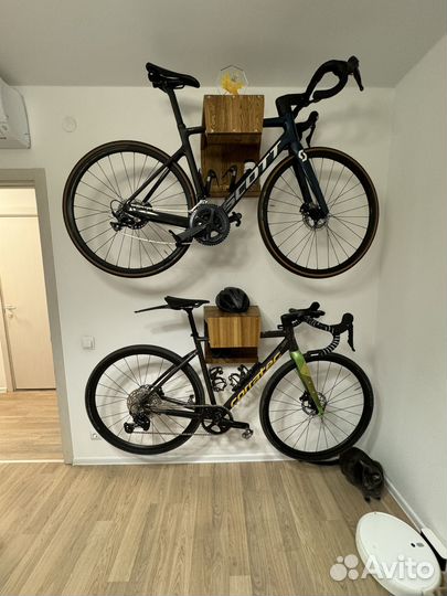 Кронштейн / полка для подвеса велосипеда на стену
