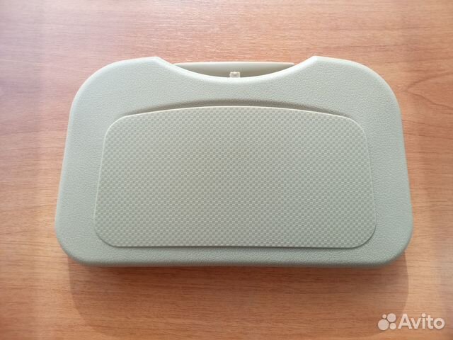 Столик на спинку сиденья