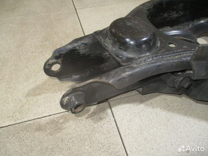 Рычаг задний поперечный правый Lexus NX 200t/300