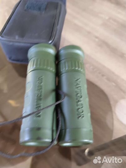 Бинокль navigator 8/21 131m/1000m