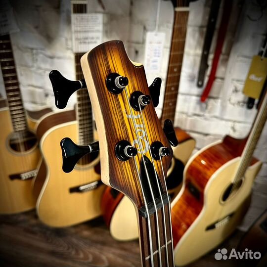 Бас-гитара Cort C4-Plus-zbmh-otab