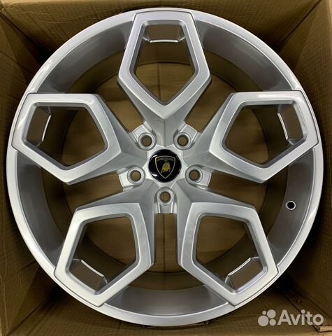 Диски на Toyota Camry Тойота Камри R19