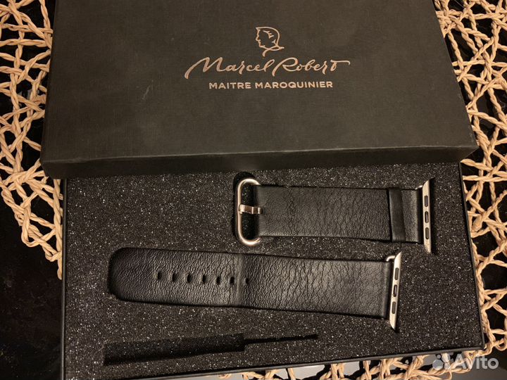 Ремешок Marcel Robert для Apple Watch