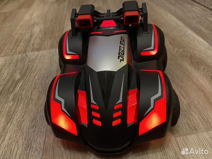 Машинка на радиоуправлении перевёртыш