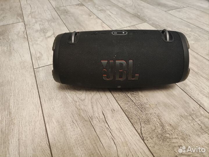 Колонка jbl charge 3