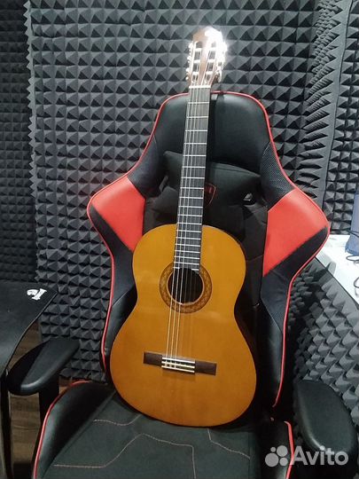 Акустическая гитара yamaha c 40