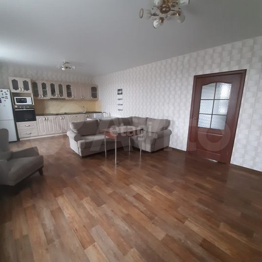 Коттедж 188,5 м² на участке 9 сот.