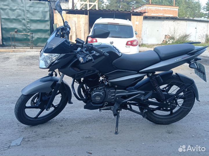 Bajaj pulsar NS 125
