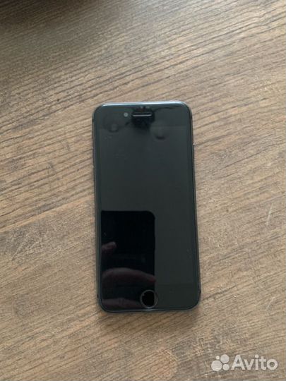 iPhone 8, 64 ГБ
