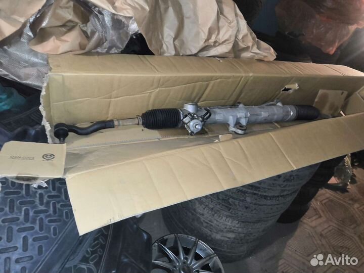 Рулевая рейка Toyota land cruiser 200