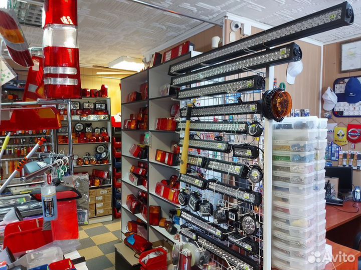 Фонарь задний универсальный U0023.3716-01