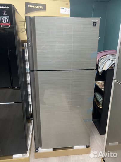 Холодильник Sharp