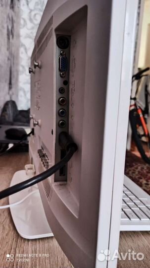 Монитор LG 24