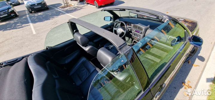 Volkswagen Golf, 2002
