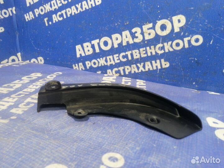 Брызговик Renault Sandero Stepway кроссовер 2018