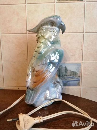 Светильник гдр фарфоровый Попугай